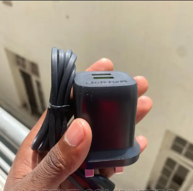 NEW!!! Amaya AD036 USB SMART CHARGER. Amaya 3.1A 2 usb smart charger with free micro fast charging cable