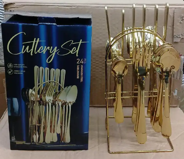 24-Piece Luxury Golden Stainless Steel Cutlery Set – Elegant Gold Flatware for 6 People – Spoons, Forks, Knives & Teaspoons – Premium Tableware for Dining & Events
