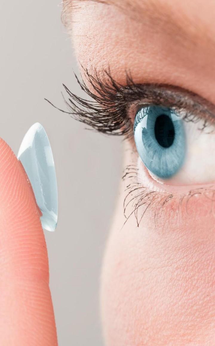 Contact lenses