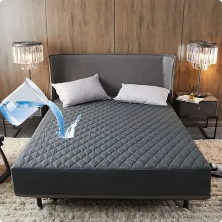Mattress protectors360° Deep Pocket Design: All-around high-rebound elastic skirt of the waterproof mattress pad fitting most types of mattresses depth up to 27cm tightly. No worry of a messy bed anym