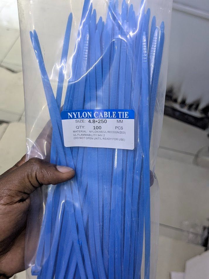 100 PCS Self Locking Cable Ties ( Tie-wrap )