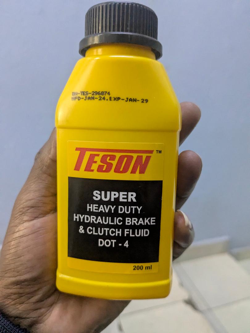 TESON Super Heavy Duty Hydraulic Brake & Clutch Fluid DOT-4. (200ML)