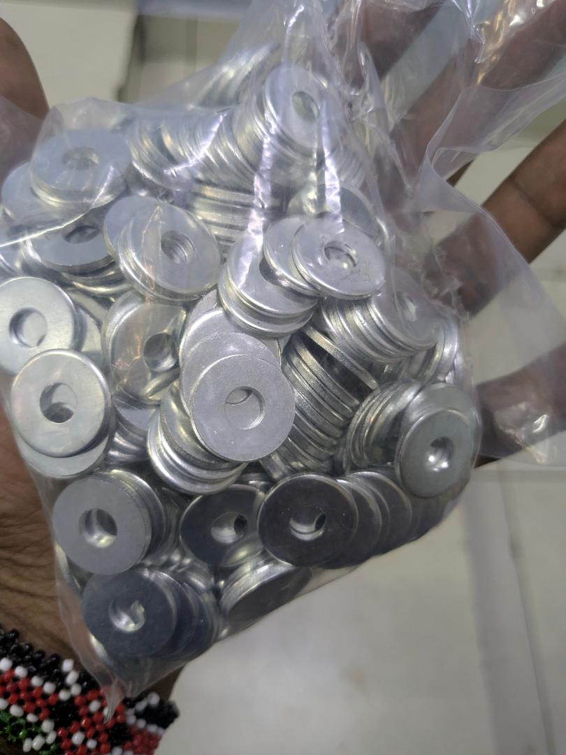 Flat Metal Washers
(Approx. 1kg) (8mm, 10mm, 13mm, 14mm, 17mm, 19mm, 22mm, 24mm, 27mm)