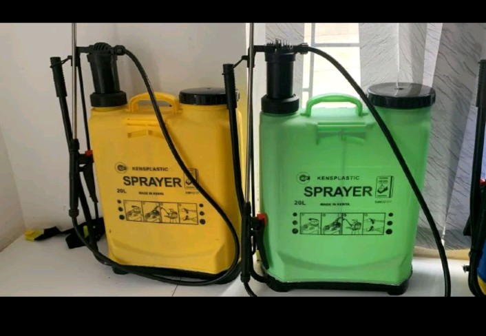 Kenplastic  16l,  20L Knapsack Sprayer – Heavy-Duty Manual Pump | Farming, Garden & Disinfection