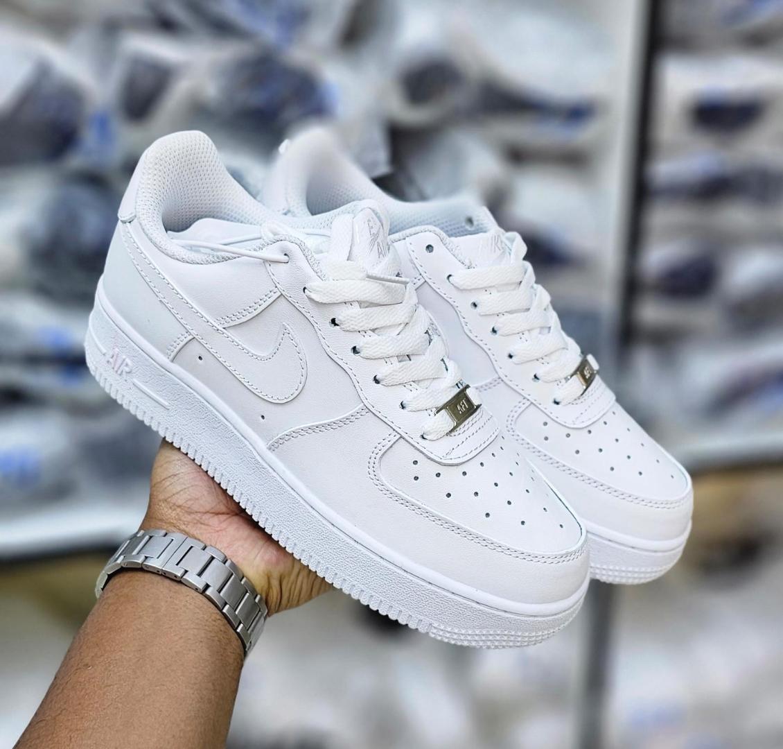 best-price-for-original-airforce-1-shoes-color-white-shoes-size-eu43