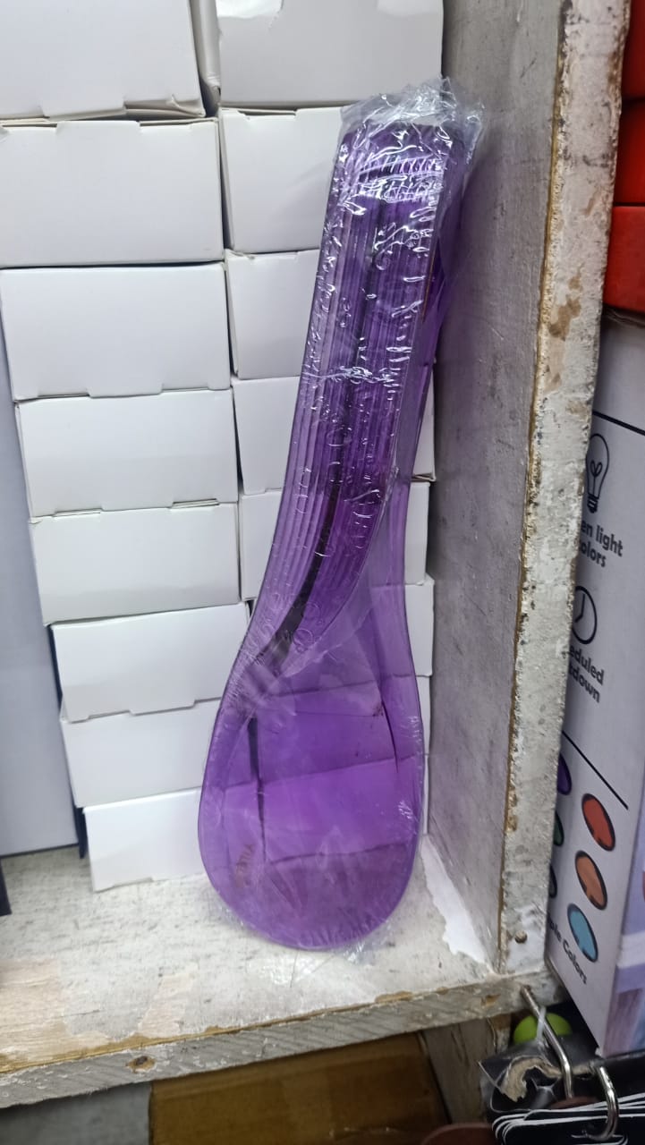 ACRYLIC BED SPREAD TOOL BED SHEET TUCKER TOOL FOR MAKING YOUR BED - SHEET TUCKER TOOL TO HELP PROTECT YOUR BACK, NAILS & MORE - TUCKER FOR FITTED AND FLAT SHEETS AND DUVETS - MATTRESS TUCKER TOOL PADD