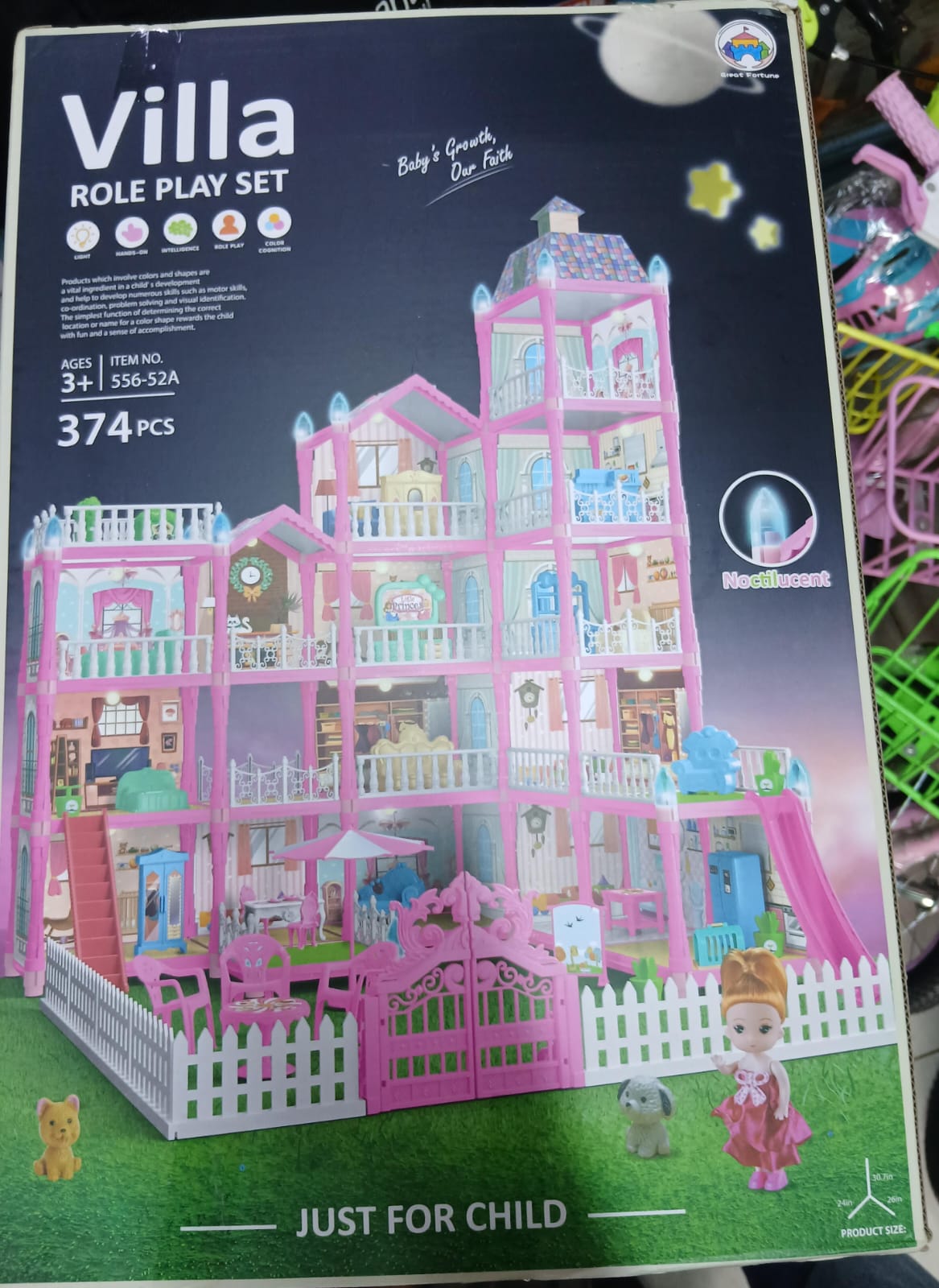 Girls beautiful doll house  Sturdy Dollhouse with Big Furnitures & Accessories, ABS Plastic Play House Toys Gifts for 3 to 12 Year Olds Girls Kids