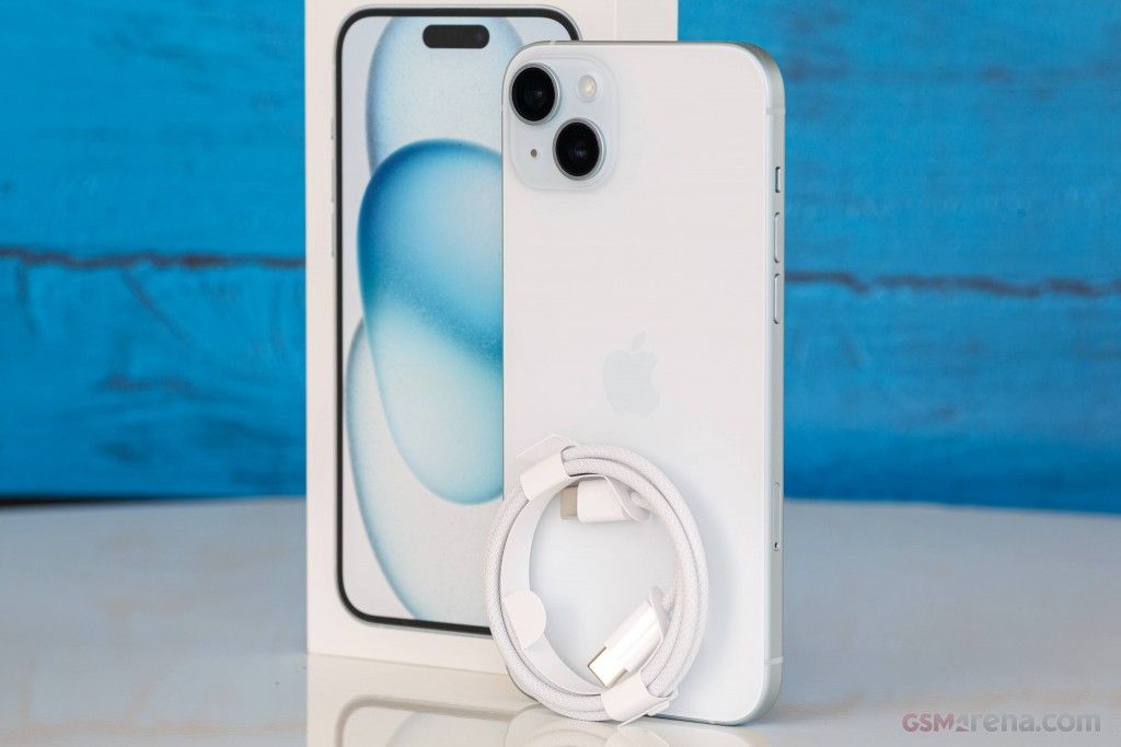 Apple iPhone 15 Plus - 5G Smartphone 6.7" Super Retina XDR A16 Bionic iOS 17 Dual SIM USB-C
