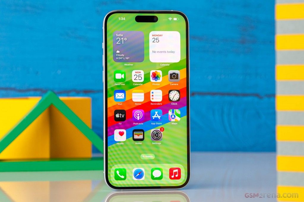 Apple iPhone 15 Plus - 5G Smartphone 6.7" Super Retina XDR A16 Bionic iOS 17 Dual SIM USB-C