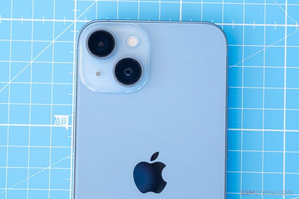 Apple iPhone 14 - 5G Smartphone where style meets performance. Featuring a stunning 6.1-inch Super Retina XDR display, it delivers vibrant colors, sharp detail, and a smooth viewing experience.