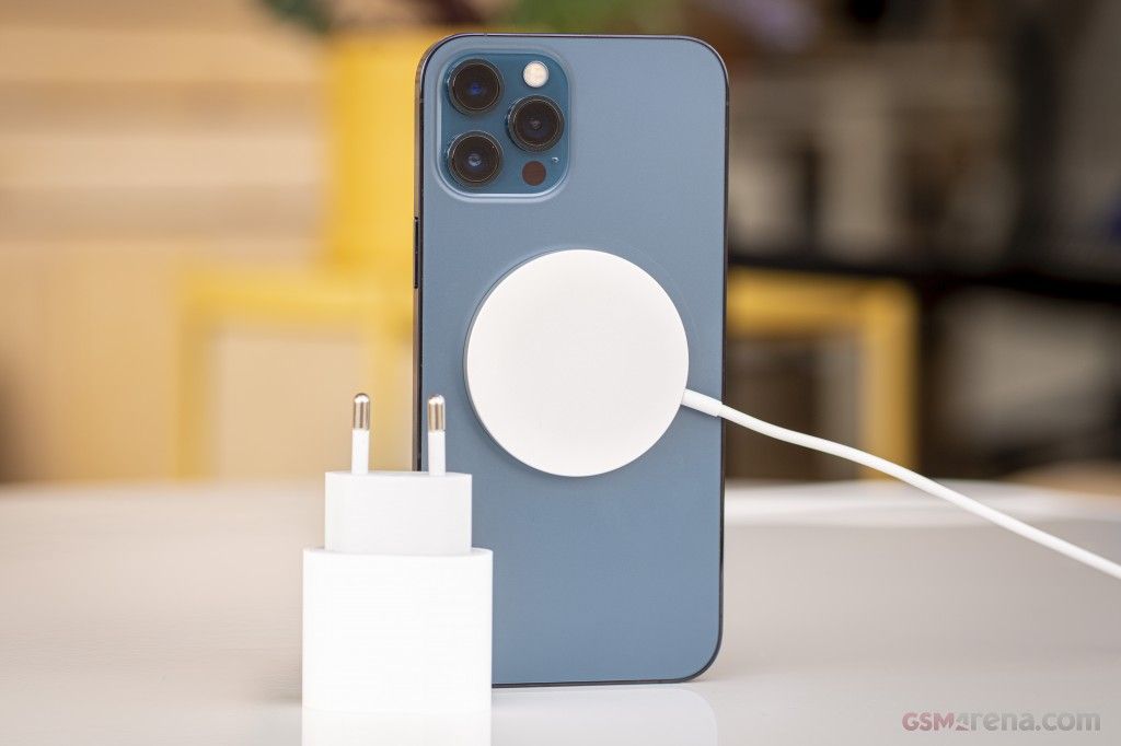 Apple iPhone 12 Pro Max – 5G, Triple 12MP Cameras +Powered by Apple’s ultra-efficient A14 Bionic chip, it delivers blazing speed, smooth multitasking, and next-level gaming performance.