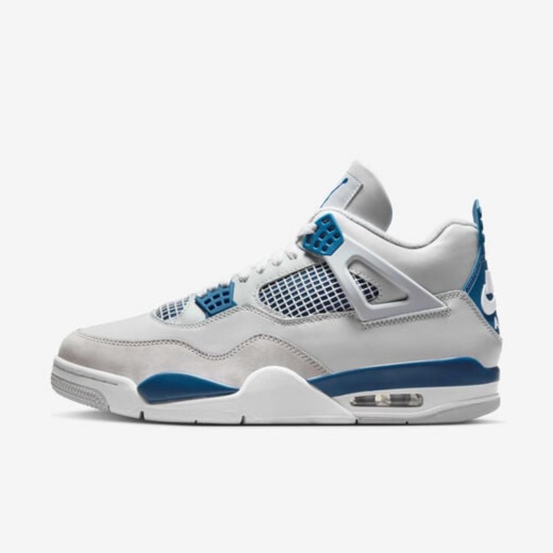 AIR JORDAN 4 RETRO "MILITARY BLUE", BLUE AIR JORDAN SNEAKERS, BLUE J4 RETRO SNEAKERS, STYLISH J4 SNEAKERS, FASHIONABLE RETRO J4 FOOTWEAR
