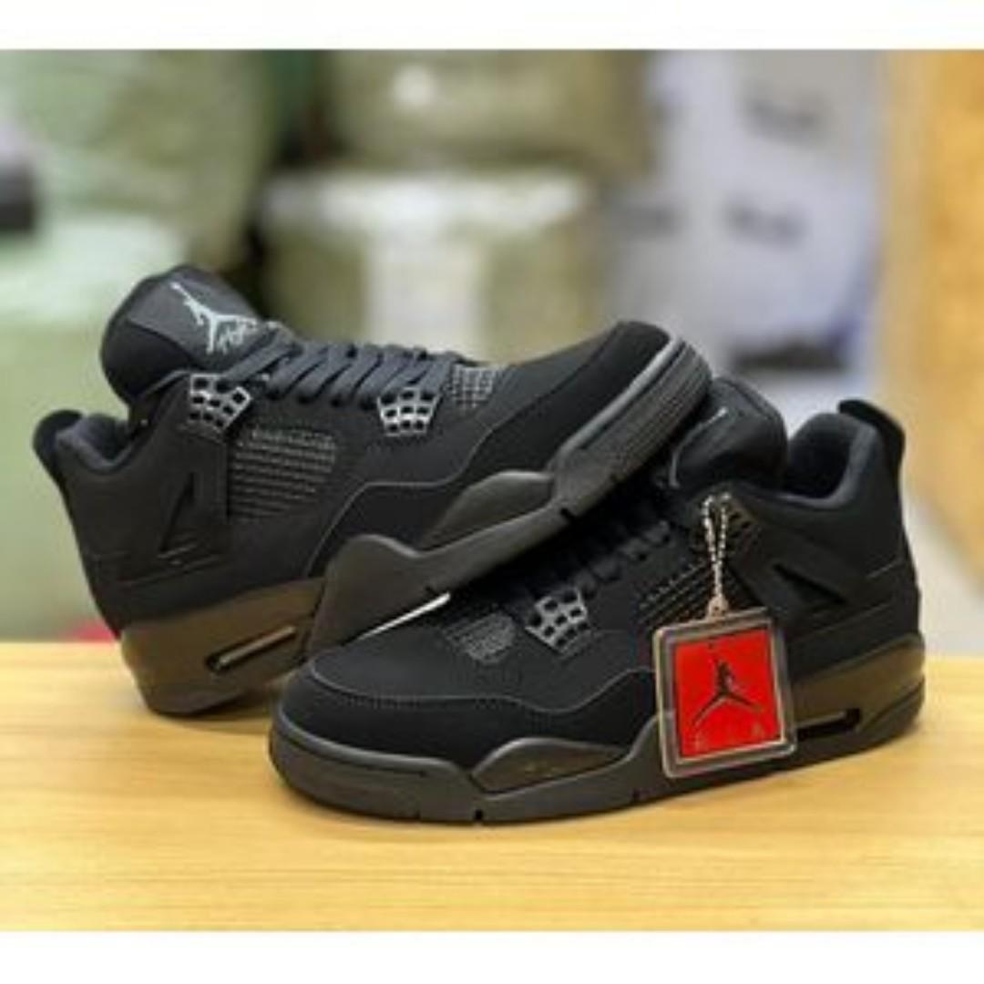 AIR JORDAN 4 RETRO "BLACK CAT" , BLACK AIR JORDAN 4 SNEAKERS, BLACK STYLISH SNEAKERS, AIR JORDAN RETRO SHOES