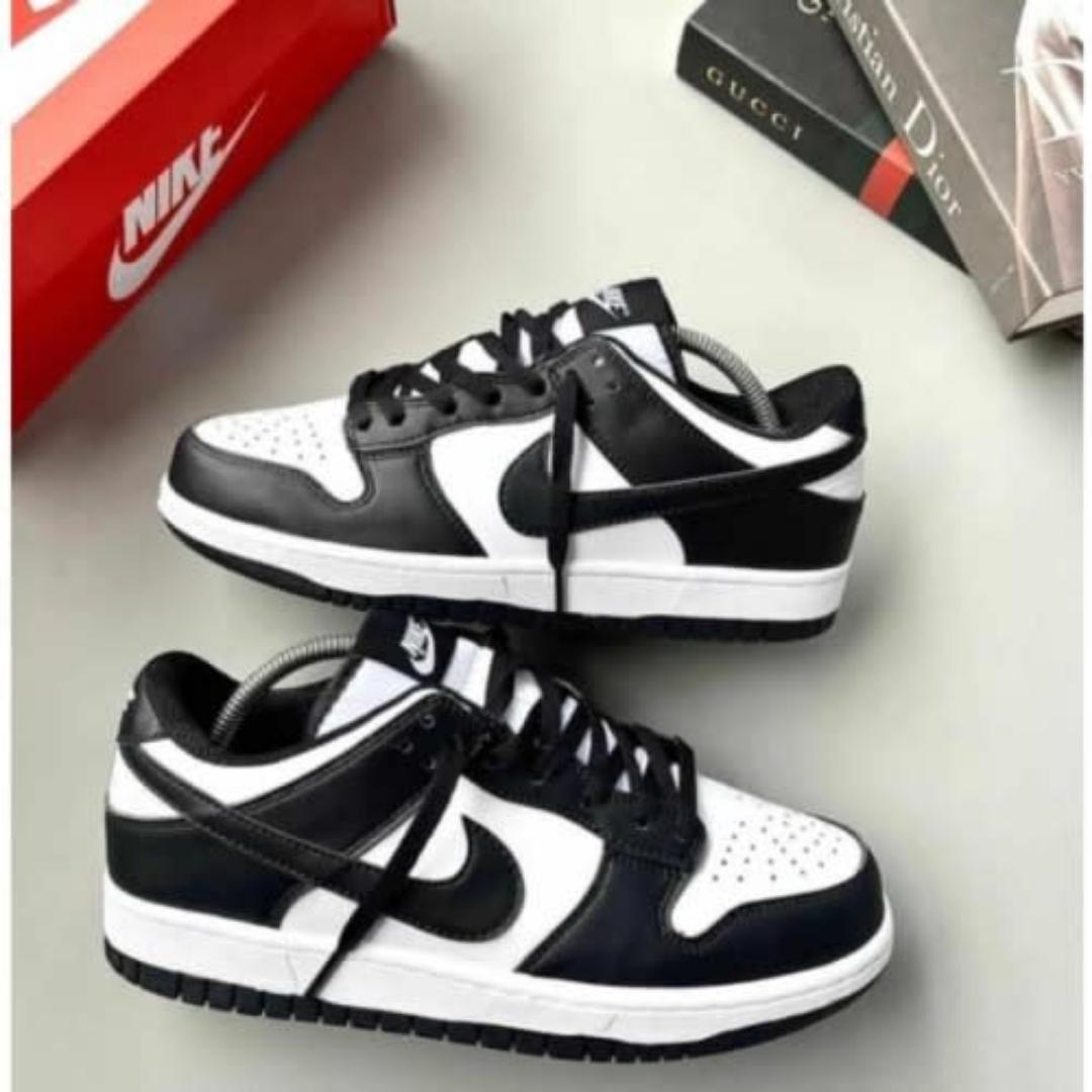 Quality Black Air Jordan 1 Low Retro SB Dunk, Unisex Sneakers (Best Shop for Quality Shoes, Sneakers, Casuals, Boots, Oxfords, Officials and Shoe Accessories)