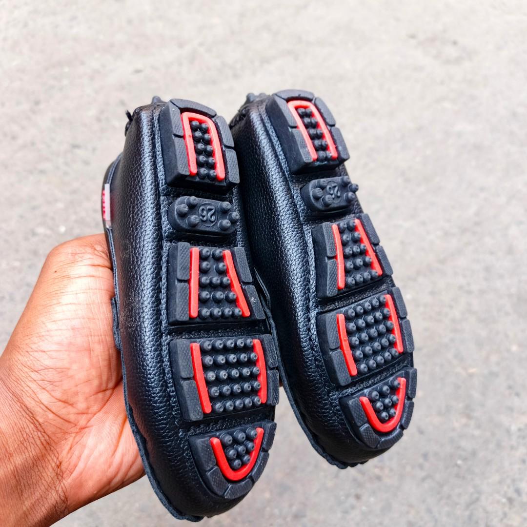 Smart Boys black pumps. Luxury loafers. Newly released black loafer. Boys Mocasin style penny loafer. Non-slip todlerlittle kid shoes.