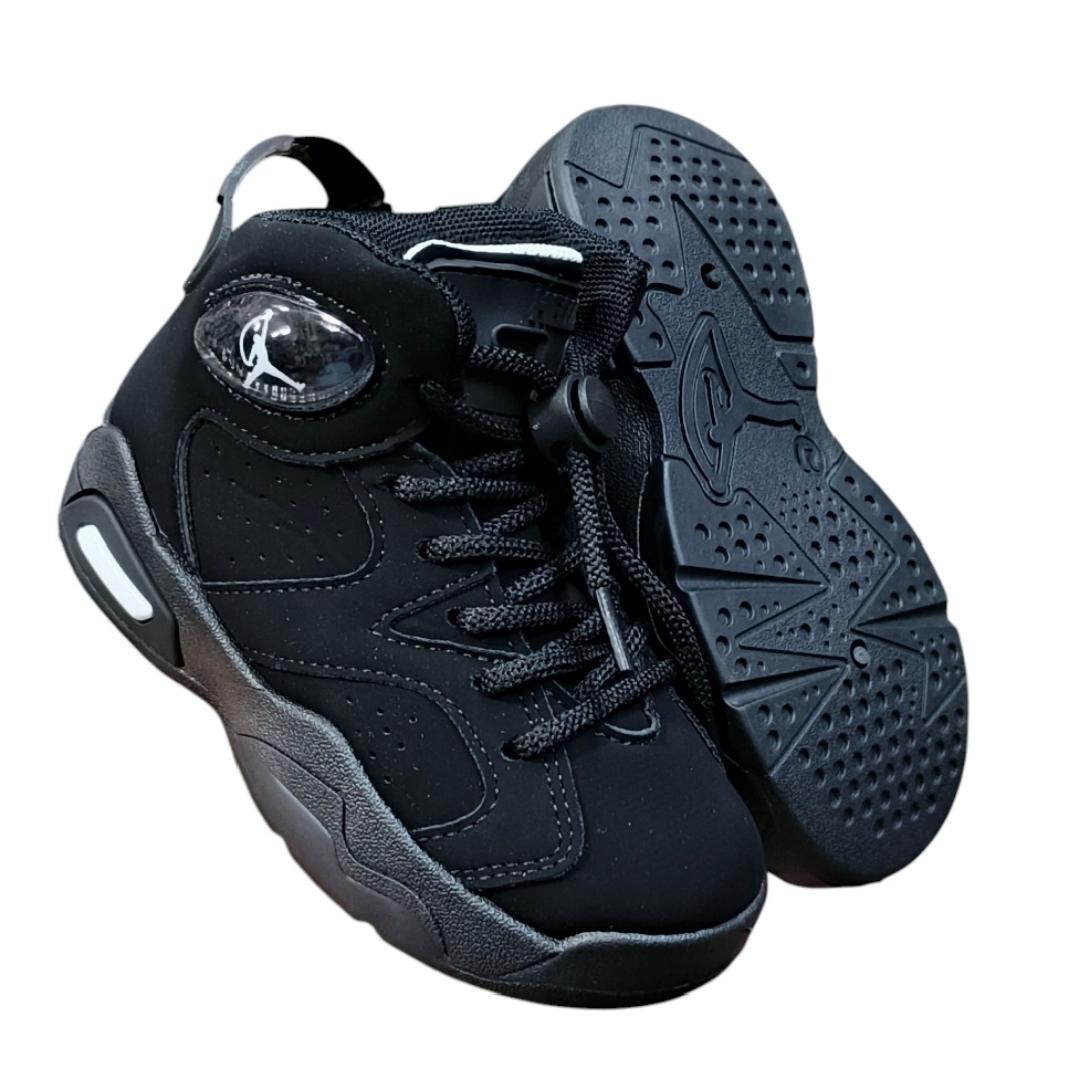 🔥🔥NEW IN TOWN🔥🔥 HELLDD SNEAKER FOR KIDS. UNISEX FASHION, CLASSIC STYLE JORDAN KIDS SPORT.