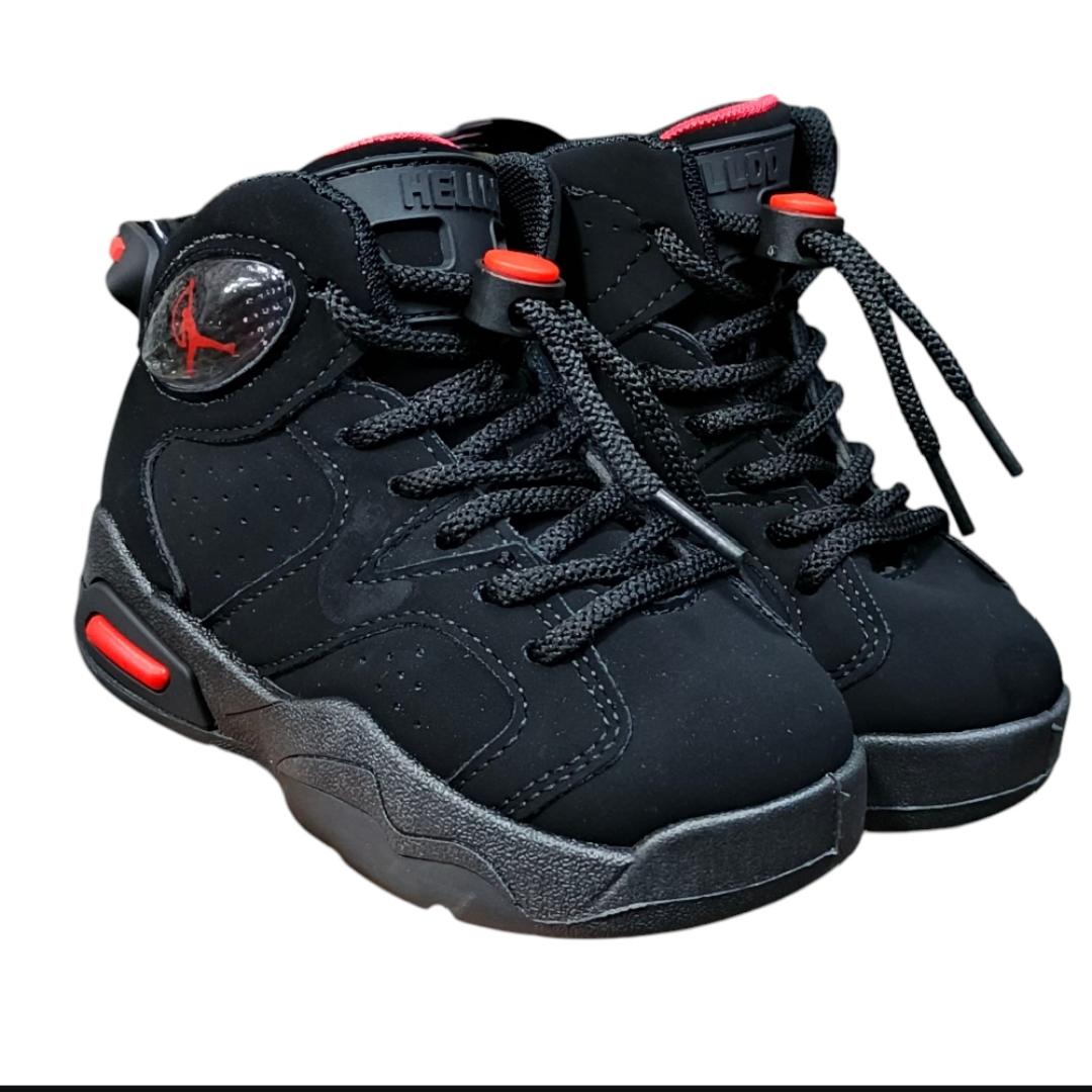 🔥🔥NEW IN TOWN🔥🔥 HELLDD SNEAKER FOR KIDS. UNISEX FASHION, CLASSIC STYLE JORDAN KIDS SPORT.
