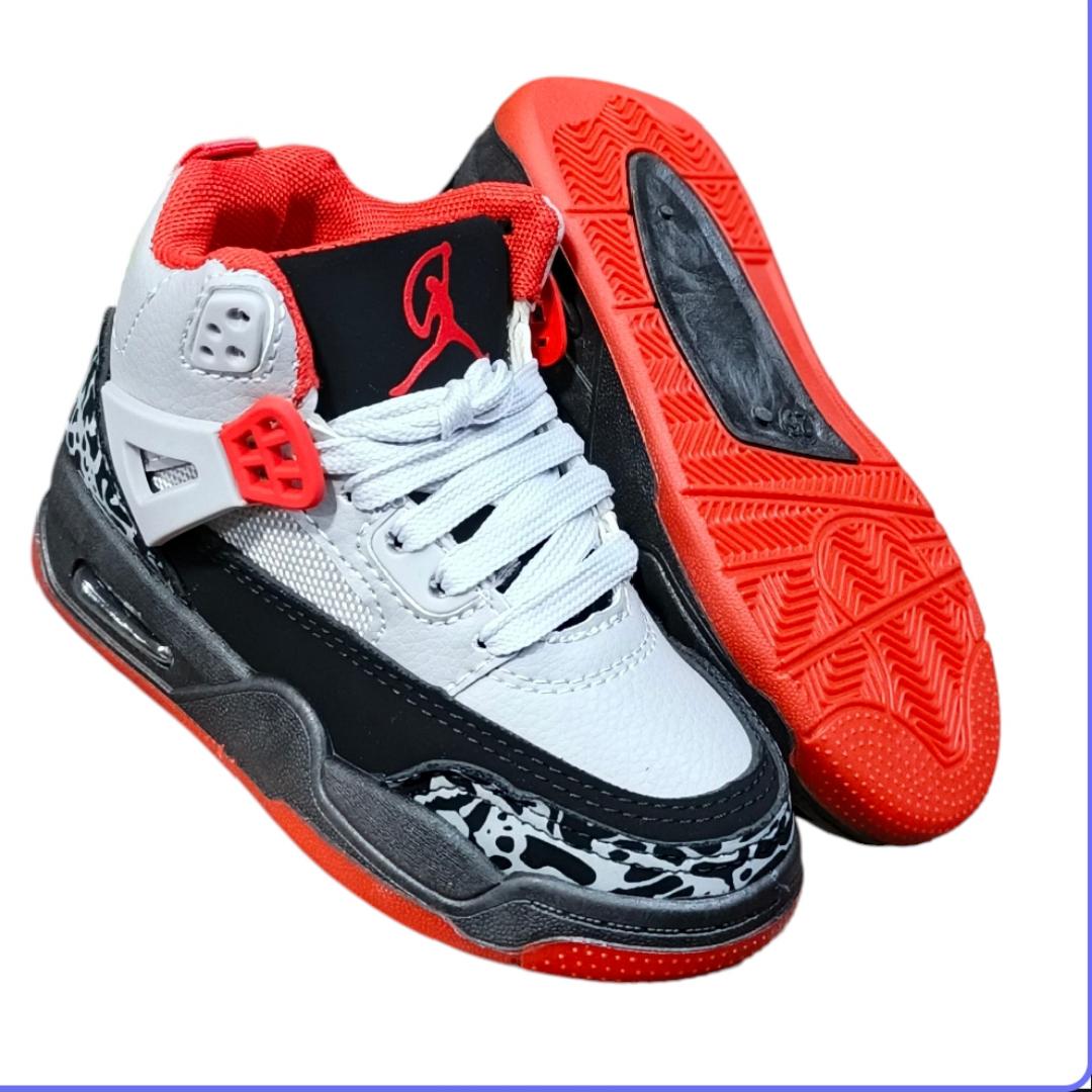 KIDS AIR JORDAN SPINZIKE SNEAKERS.  JORDAN SON OF MARS