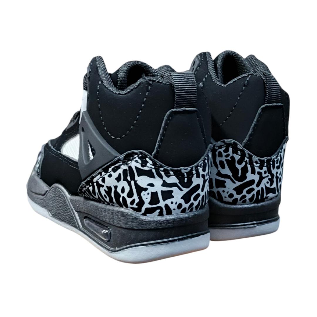 KIDS AIR JORDAN SPINZIKE SNEAKERS.  JORDAN SON OF MARS