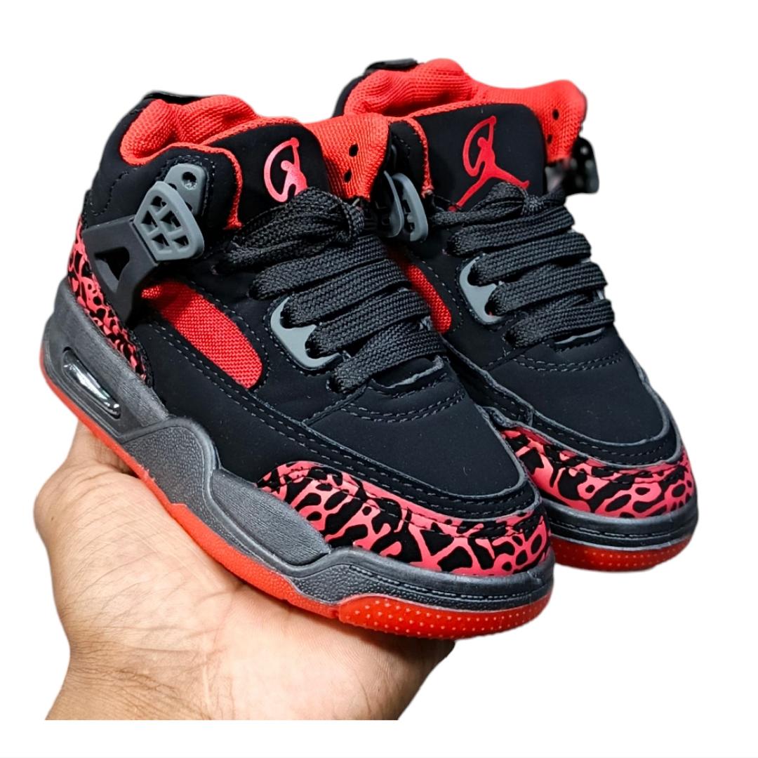 KIDS AIR JORDAN SPINZIKE SNEAKERS.  JORDAN SON OF MARS
