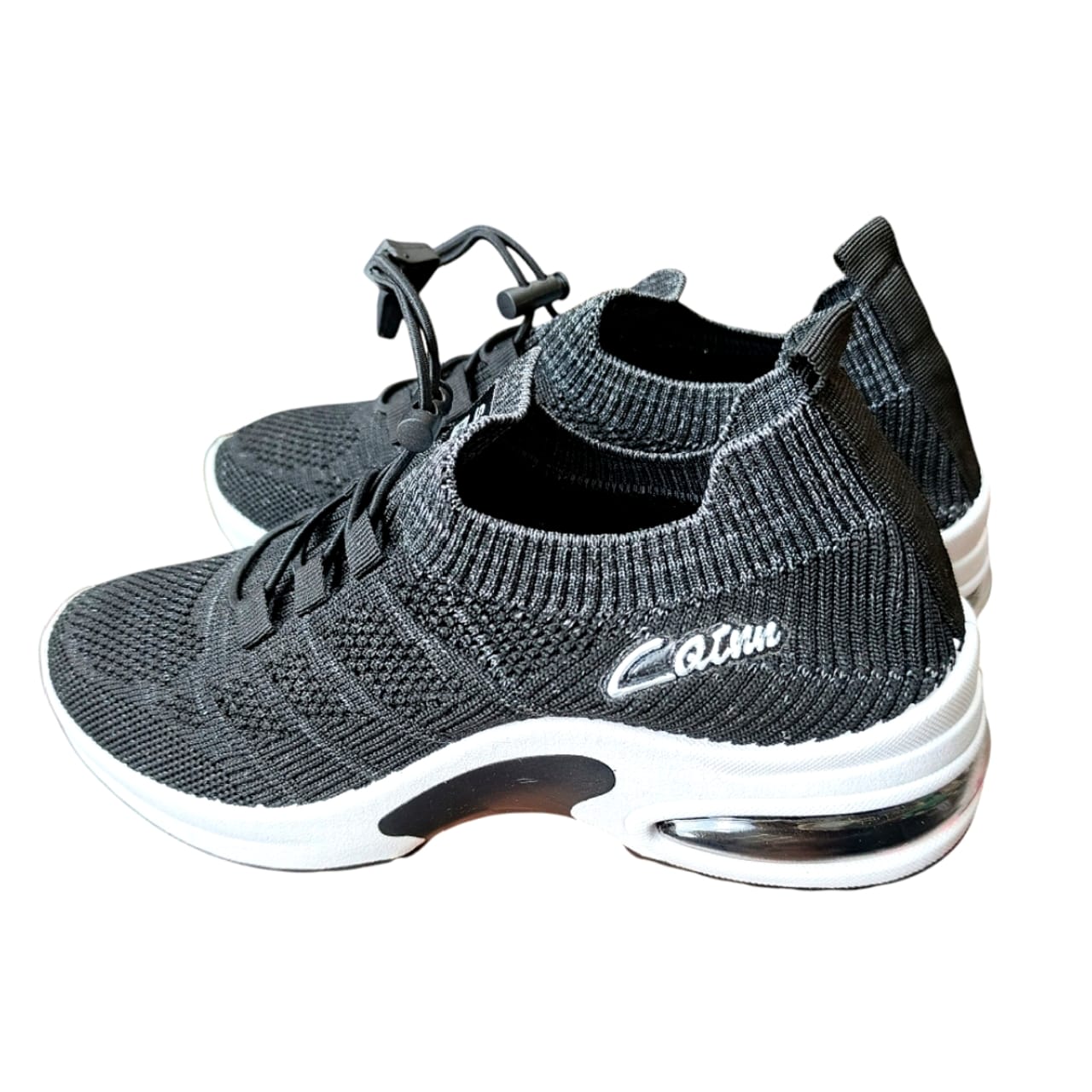 Lightweight Breathable gym Footwear. Athletic sports/gym sneakers for ladies. Fashionable Lace-Up mesh canvas. Comfortable soft sole air cushioned ladies running shoes.