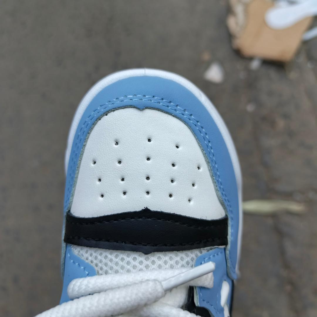 HIGH-CUT sport kid Designer kids Shoes Thick Sole Casual Sneakers Sports.  Vulcanized Sneakers, chunky laces sport shoes. Boys and girls sneaker sport shoes.