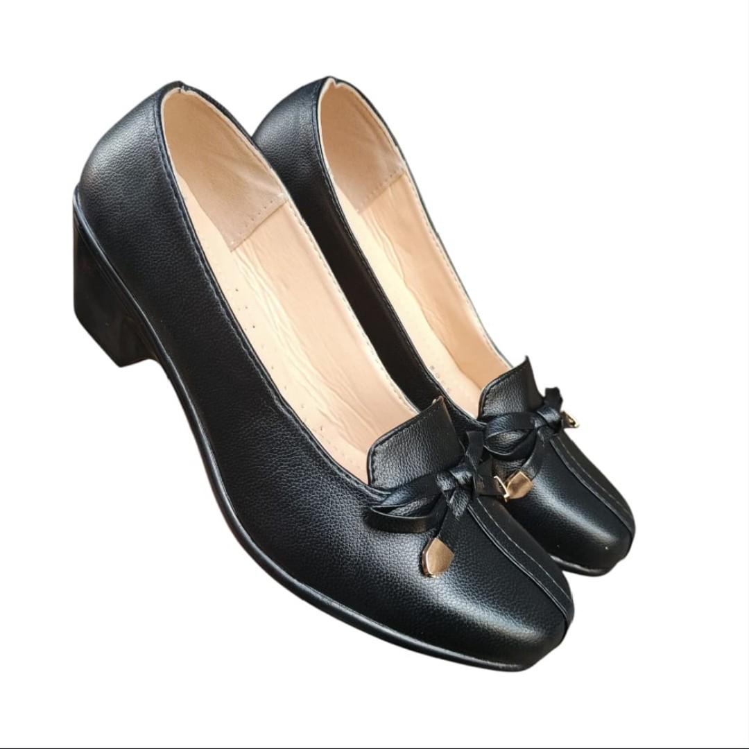 Women shoes high heel pumps. Party round Toe polyurethane leather. Classic Black official shoes for women.