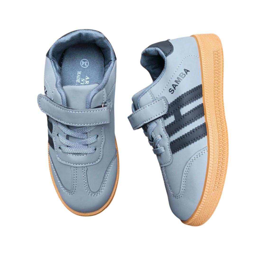 SAMBA SNEAKERS FOR KIDS. LIGHT WEIGHT FASHION SPORT SHOES FOR BOTH BOYS AND GIRLS. VARIETY OF COLORS AVIALABLE.