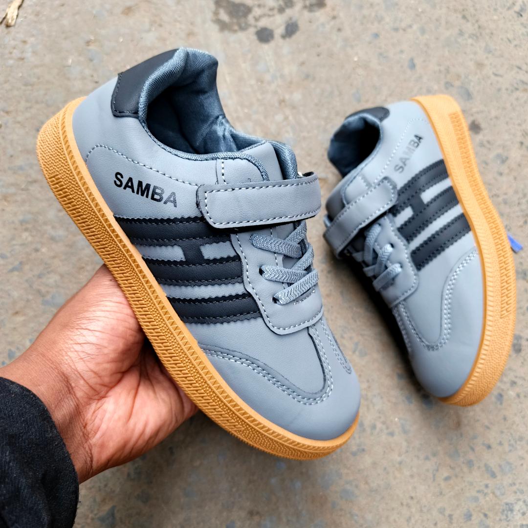 SAMBA SNEAKERS FOR KIDS. LIGHT WEIGHT FASHION SPORT SHOES FOR BOTH BOYS AND GIRLS. VARIETY OF COLORS AVIALABLE.