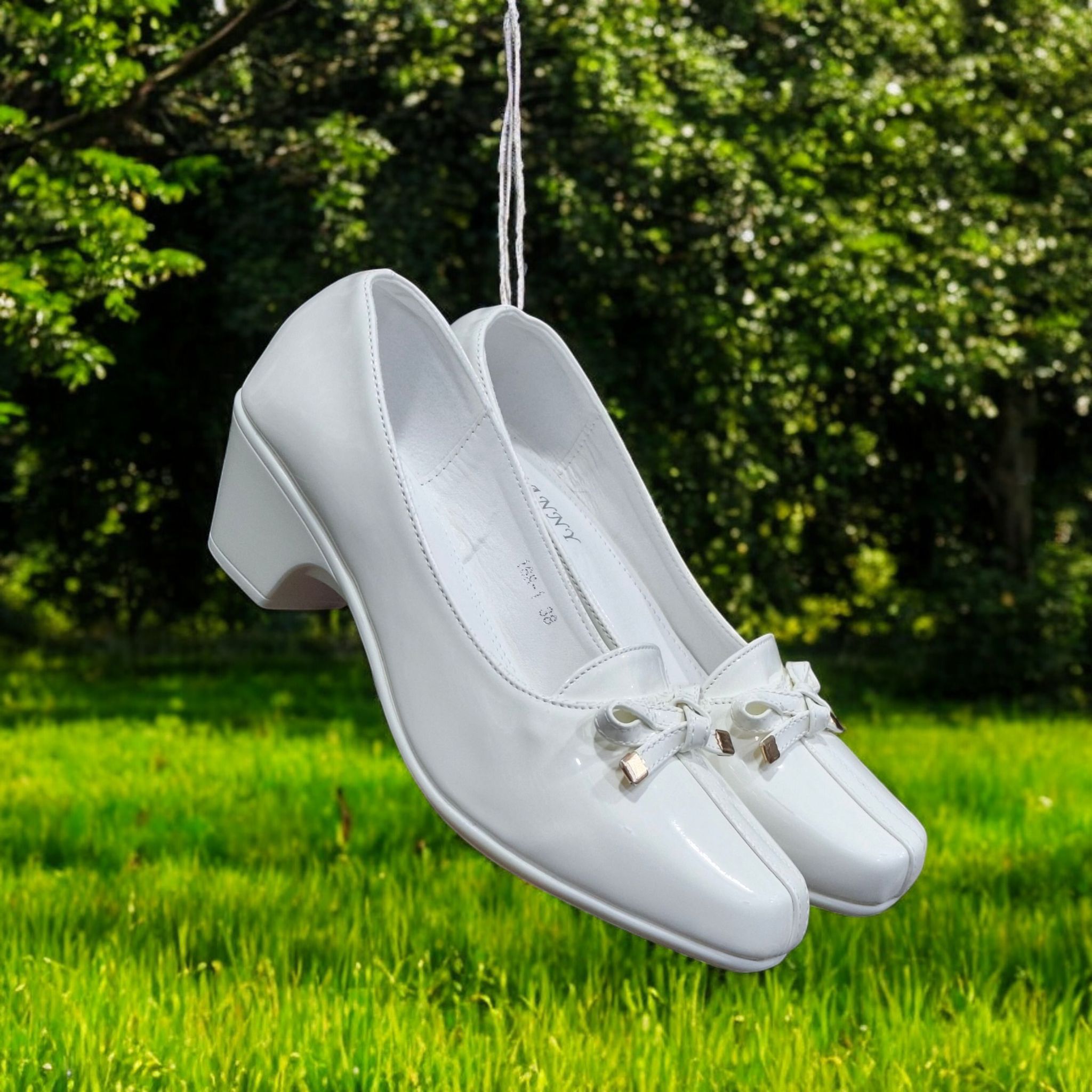 Women shoes high heel pumps. Party round Toe polyurethane leather. Classic all White official shoes for women.
