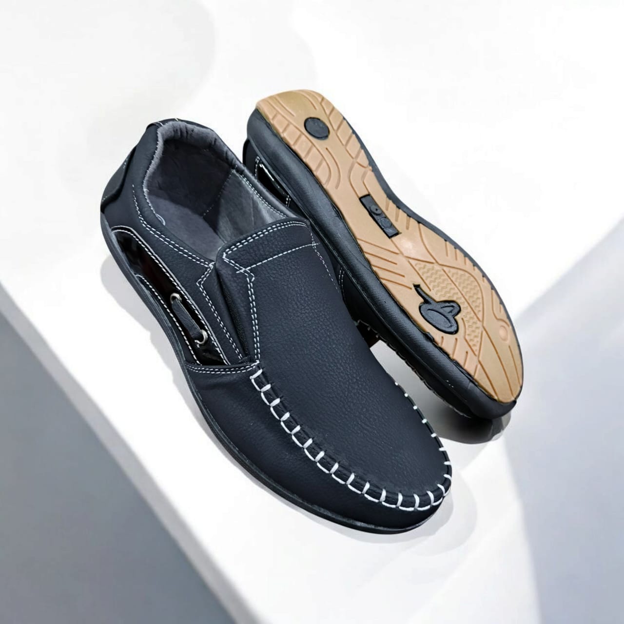 Men's Casual  Faux Leather Loafers. Slip-on black moccasins. Mens driving shoes. Comfortable fashion mens loafers. Affordable, versatile, everyday mens loafers.