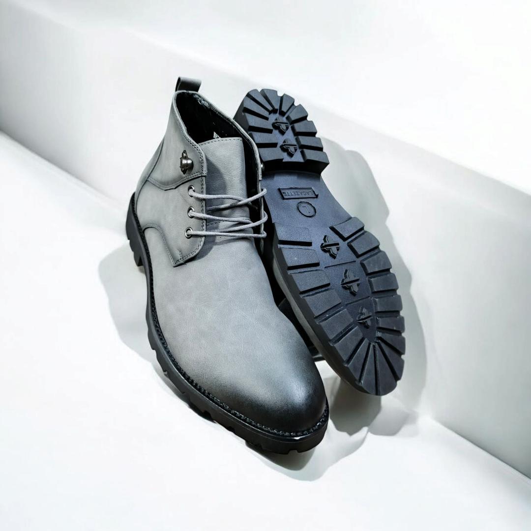 Lacazette Fashion Men's Grey Leather Casual Boots. Men's Grey Mid-Top Leather Boots, Lace-Up Ankle Boots for Men. Versatile Grey Leather Boots for Everyday Wear.