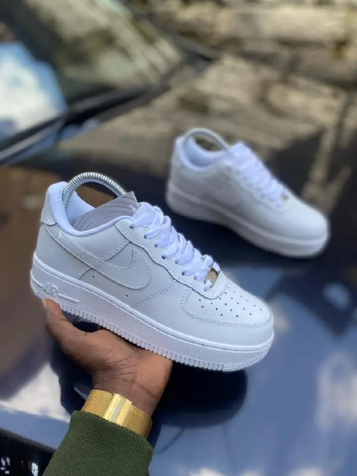airforce 1, white sneakers. Leather shoes for both boys and Girls, ladies white shoes. Fashionable and elegant sneaker.