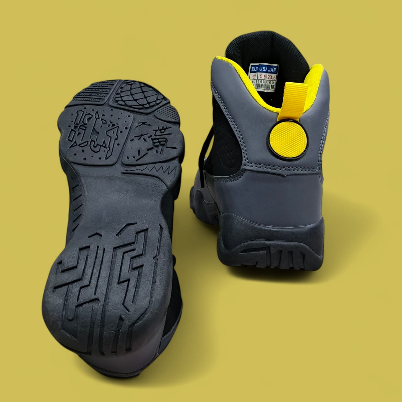 Ariana J9 Retro boot NRG. Men sneakers grey black blue, grey black yellow and grey black red. High top sneaker boot with combination of suede and leather.