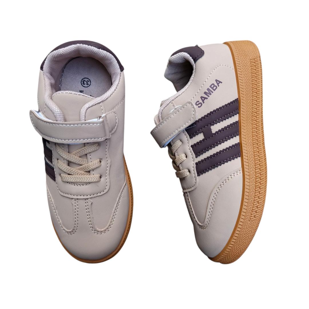 SAMBA SNEAKERS FOR KIDS. LIGHT WEIGHT FASHION SPORT SHOES FOR BOTH BOYS AND GIRLS. VARIETY OF COLORS AVIALABLE.