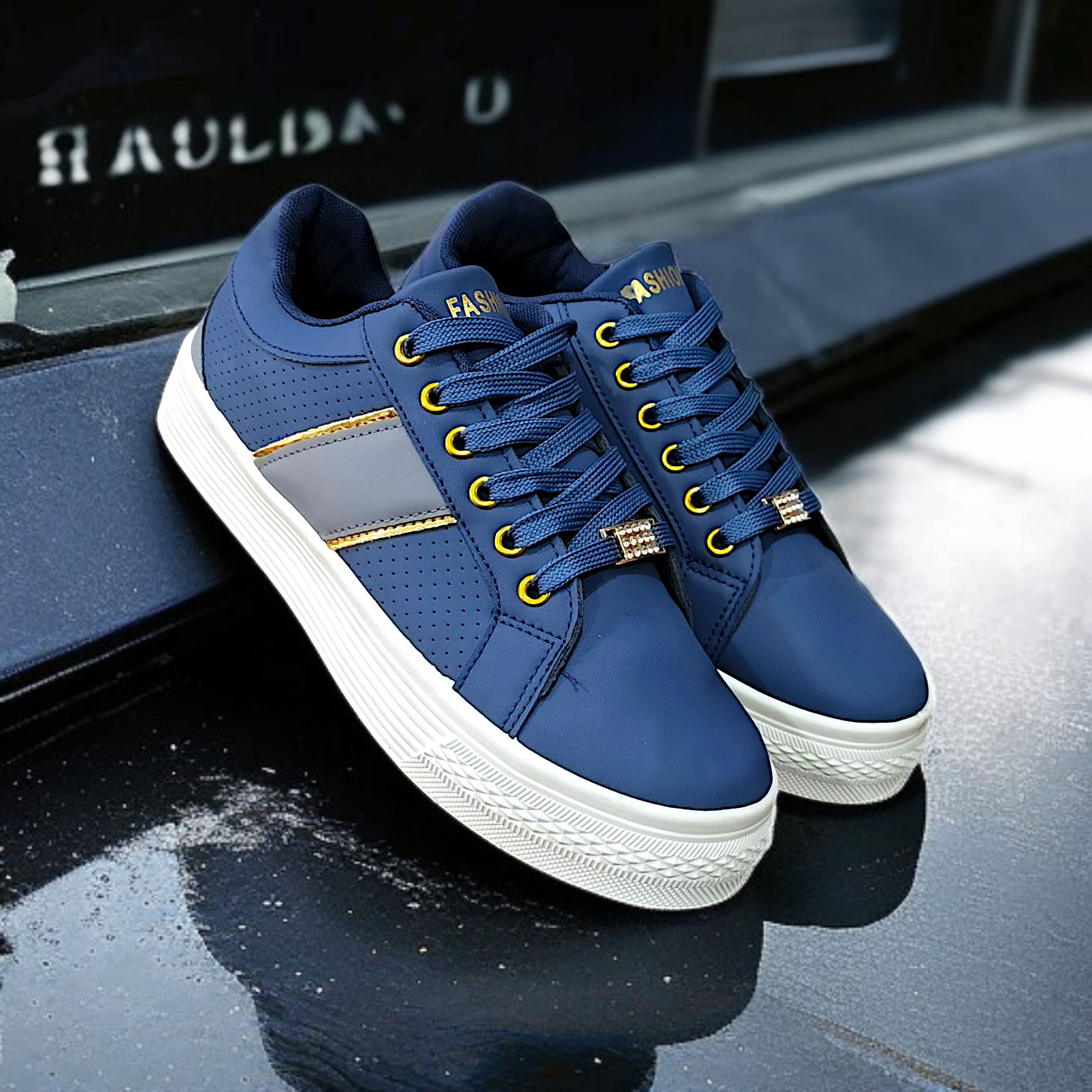 Stylish casual sneakers for ladies. Fashionable blue, white and black sneakers. Comfortable platform, trendy Lace-up sneakers, versatile, modern casual shoes, urban style everyday sneakers.