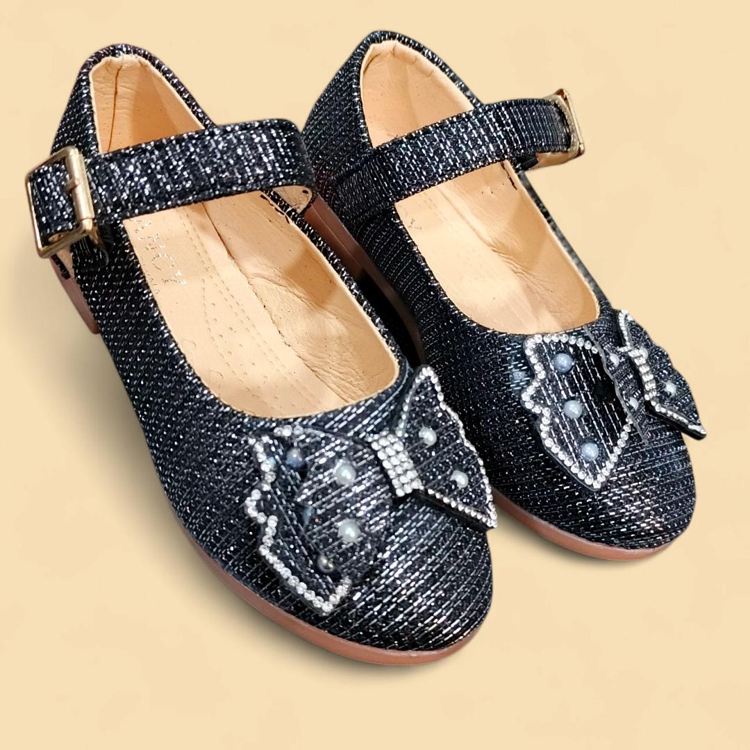 Ariana Baby girl suede glitter shoes. Children kids pearl bling sequins single princess shoes. Toddler infant Kids spring summer girls shoes.