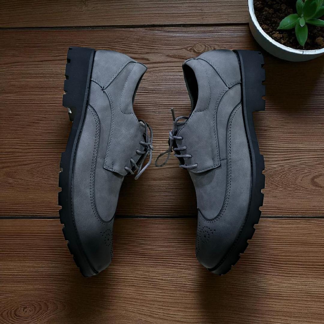Men's Classic Brogue Oxford Shoes, Grey Leather Elegance. From Boardroom to Boulevard, All Terrain Leather Brogues. Timeless Steps, Your Everyday Smart Casual and official Companion shoes.