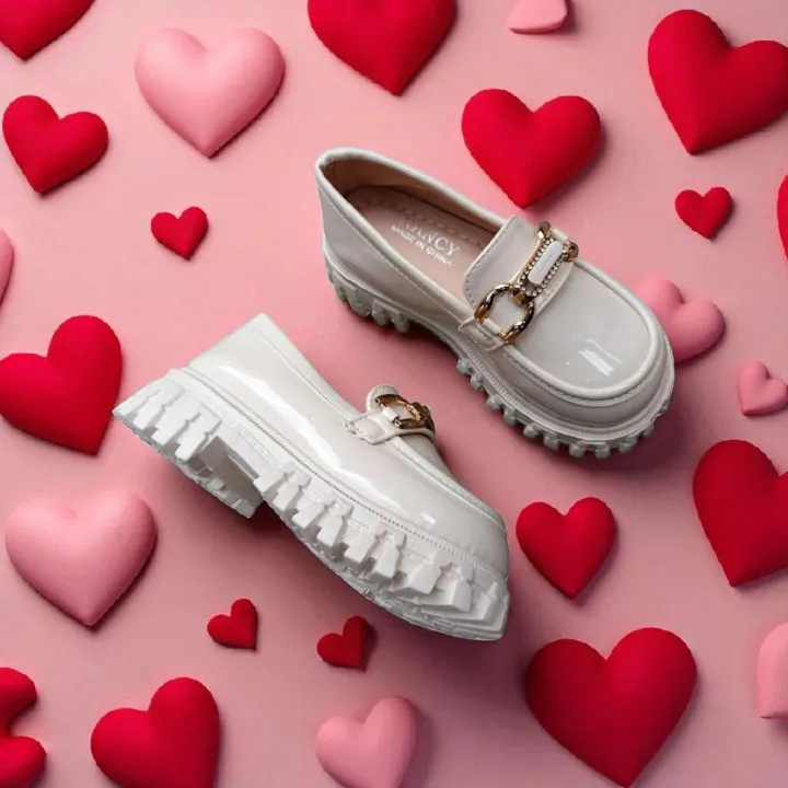 Chunky Girls' Buckle loafers. Stylish, trendy and fashion girls slip-ons. Versatile loafers for dresses, school or play. Trendy platform loafers for young fashionistas.