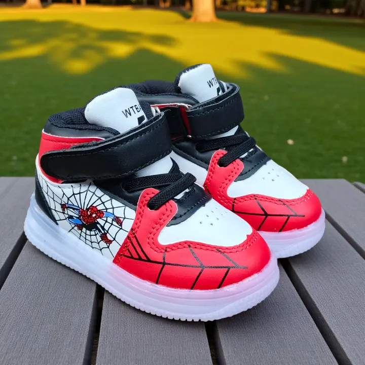 Marvel Spider Man Light-up High-top Sneakers for Boys. Red, black & white web design. Spiderman Flashing high-top shoes for toddler or little boys. Durable Hight-top Sneakers with Iconic Webbing, Red