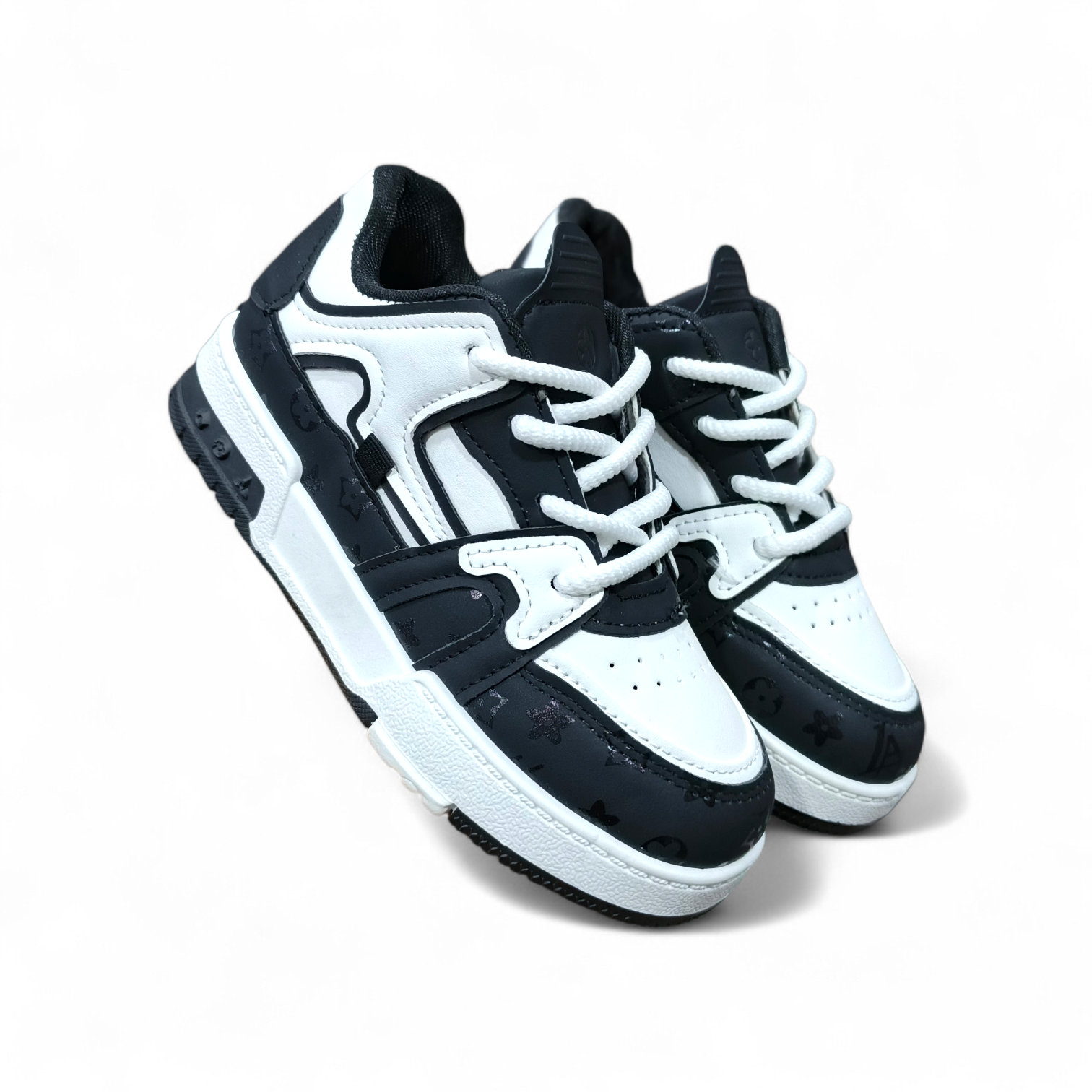 Classic Black & White Kids' Sneakers. Durable and stylish sneaker for Kids. Kids Everyday sneakers. Two tone shoes, lightweight and supportive sneaker trainers, easy to wear and durable.