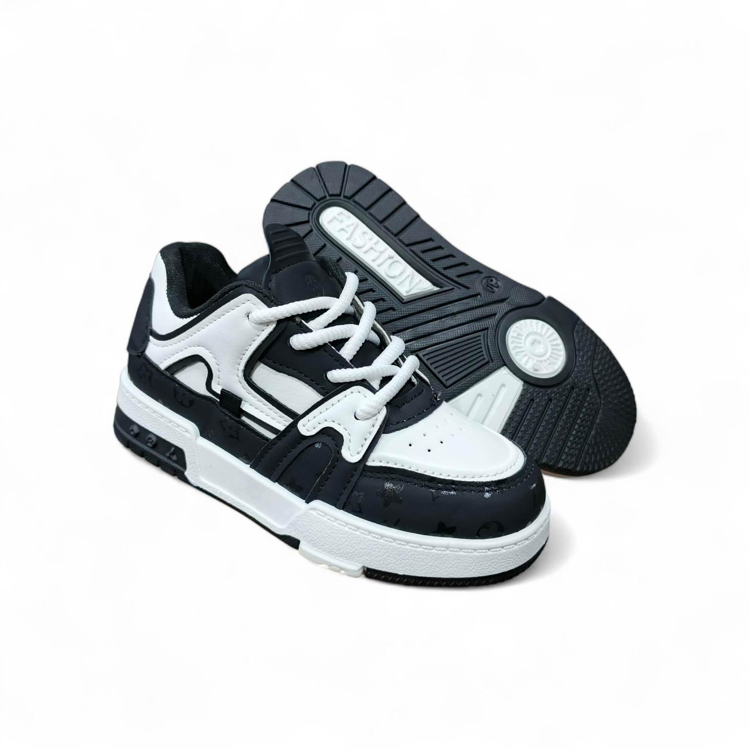 Classic Black & White Kids' Sneakers. Durable and stylish sneaker for Kids. Kids Everyday sneakers. Two tone shoes, lightweight and supportive sneaker trainers, easy to wear and durable.