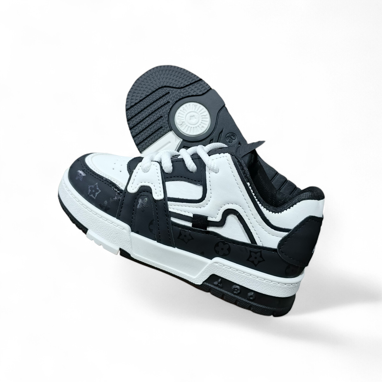 Classic Black & White Kids' Sneakers. Durable and stylish sneaker for Kids. Kids Everyday sneakers. Two tone shoes, lightweight and supportive sneaker trainers, easy to wear and durable.