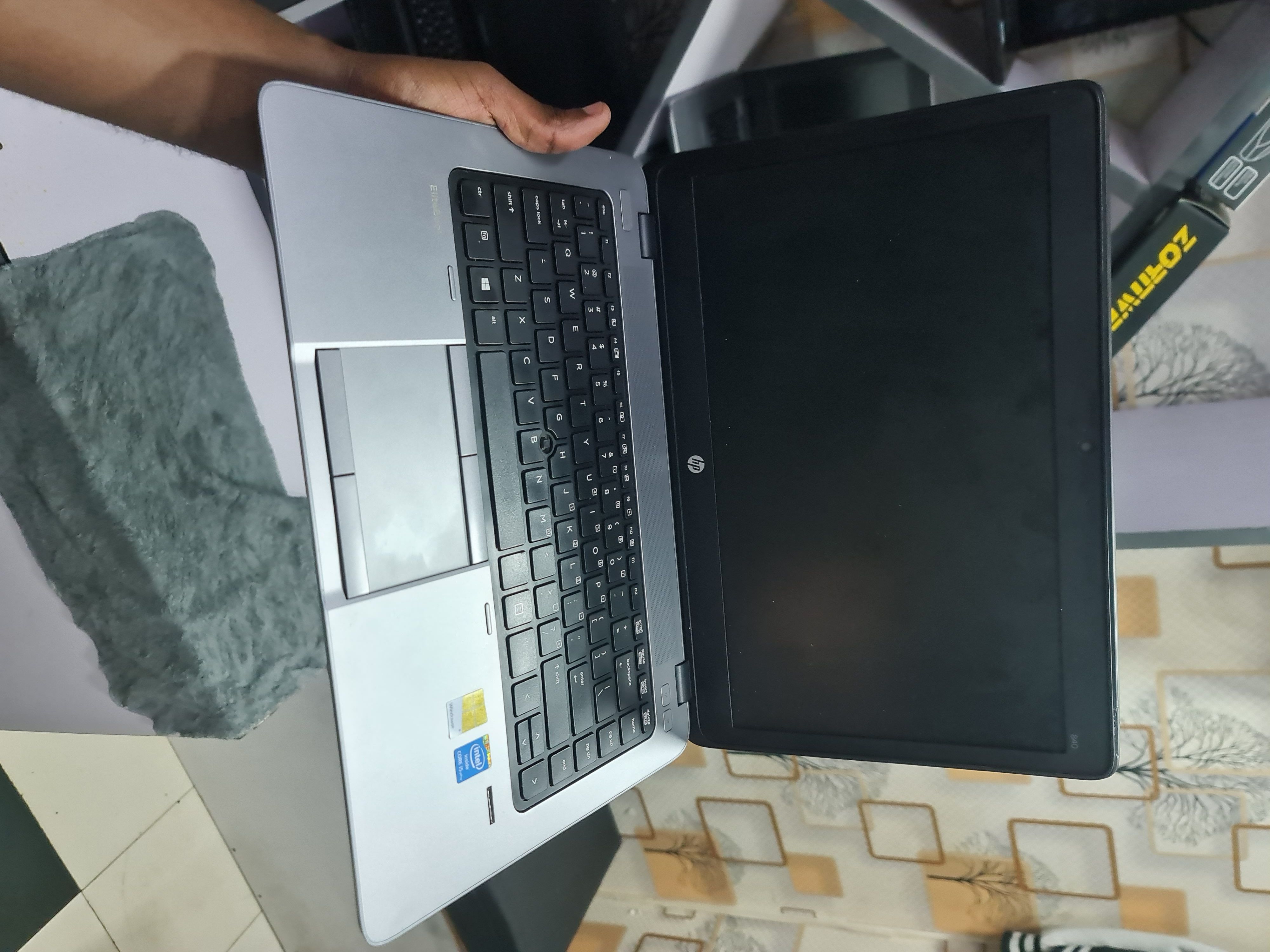 HP EliteBook 840 G1 Core i5 4GB 500GB
