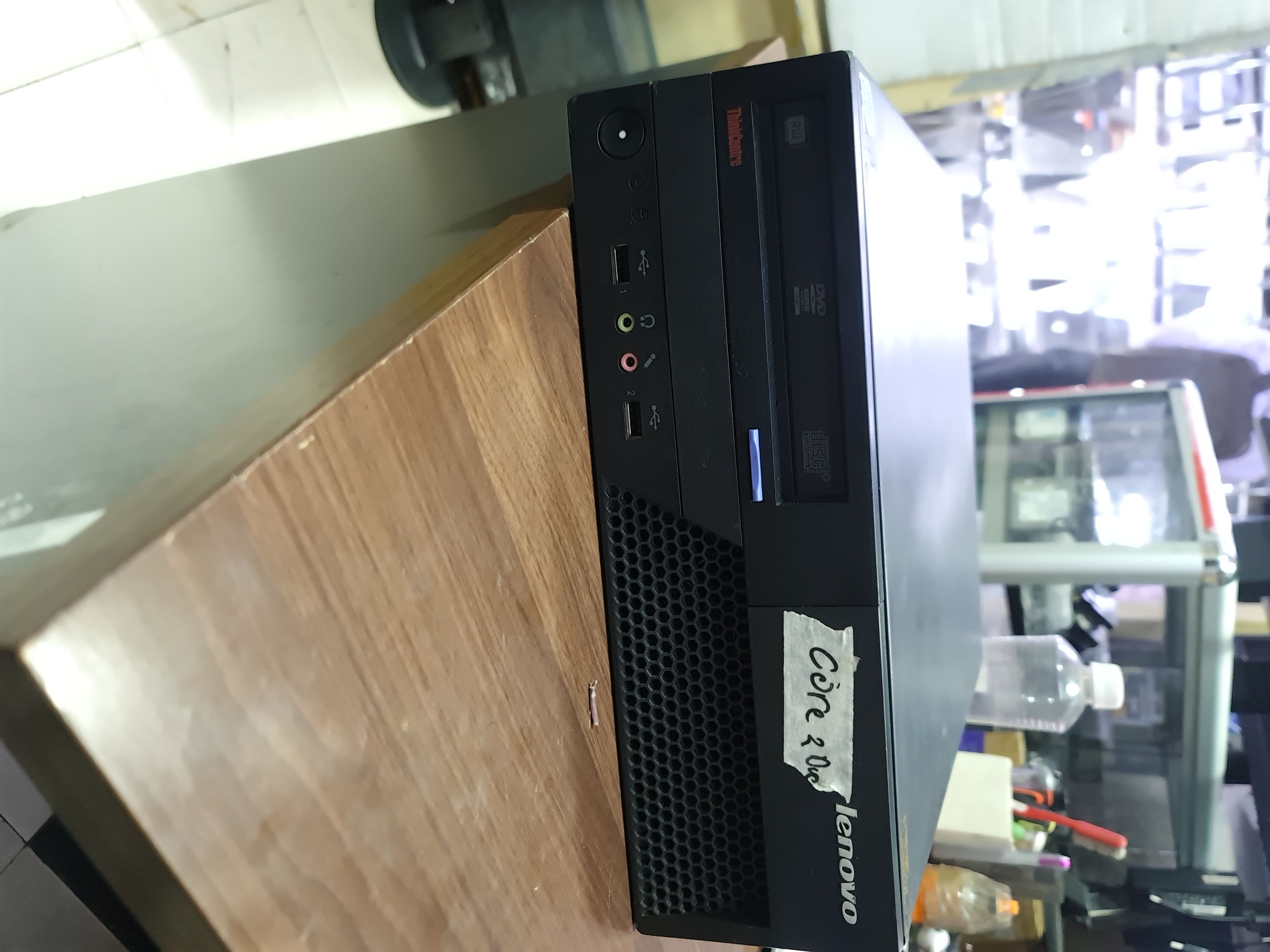 Lenovo ThinkCentre M58e Desktop - 2.9GHz - 4GB DDR2 SDRAM - 250GB - DVD-Writer - Gigabit Ethernet - Windows Vista Business - Small Form Factor
