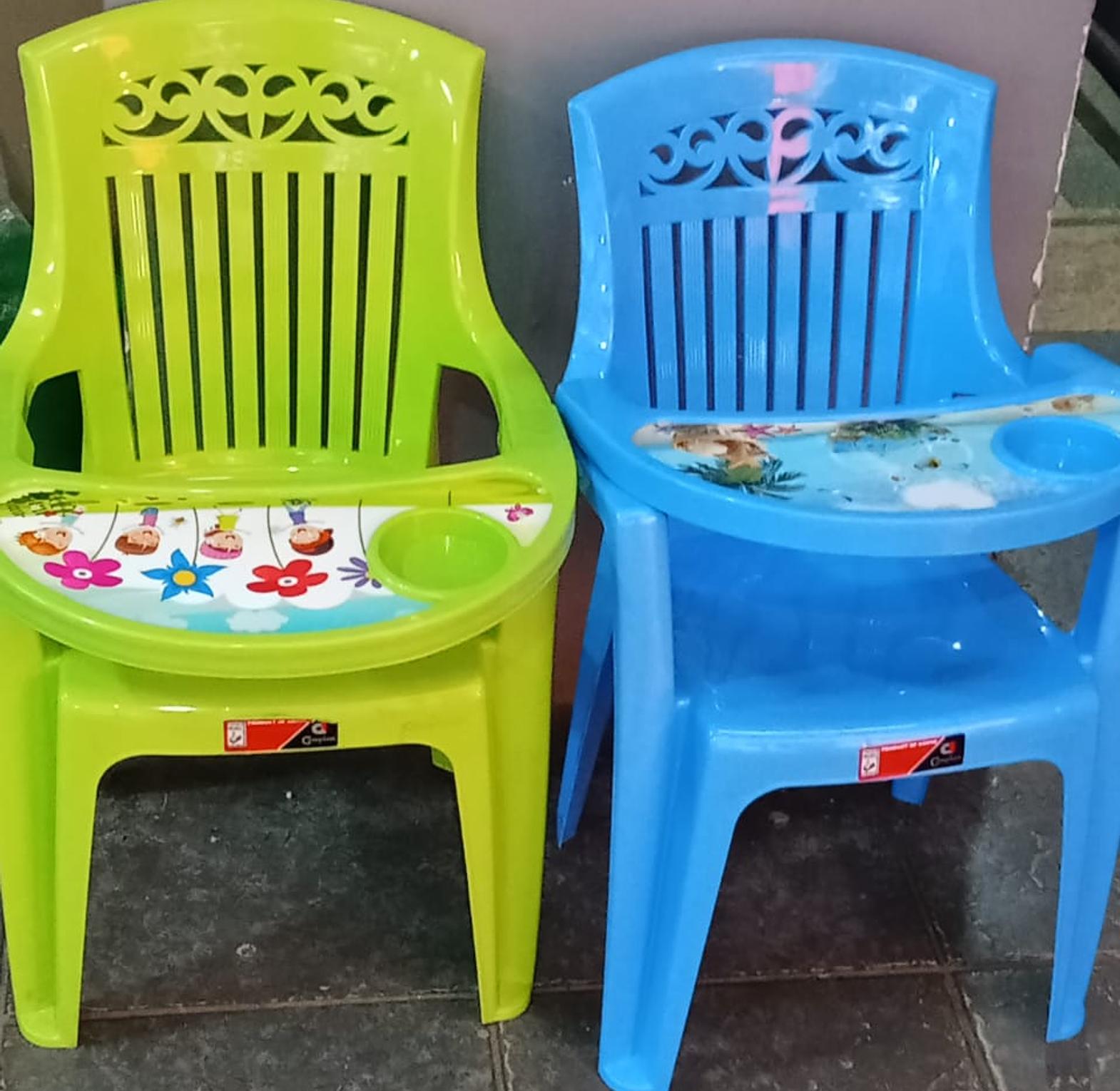 KIDS PLASTIC FEEDING CHAIR.Complast Classic Feeding Baby Chair With Table