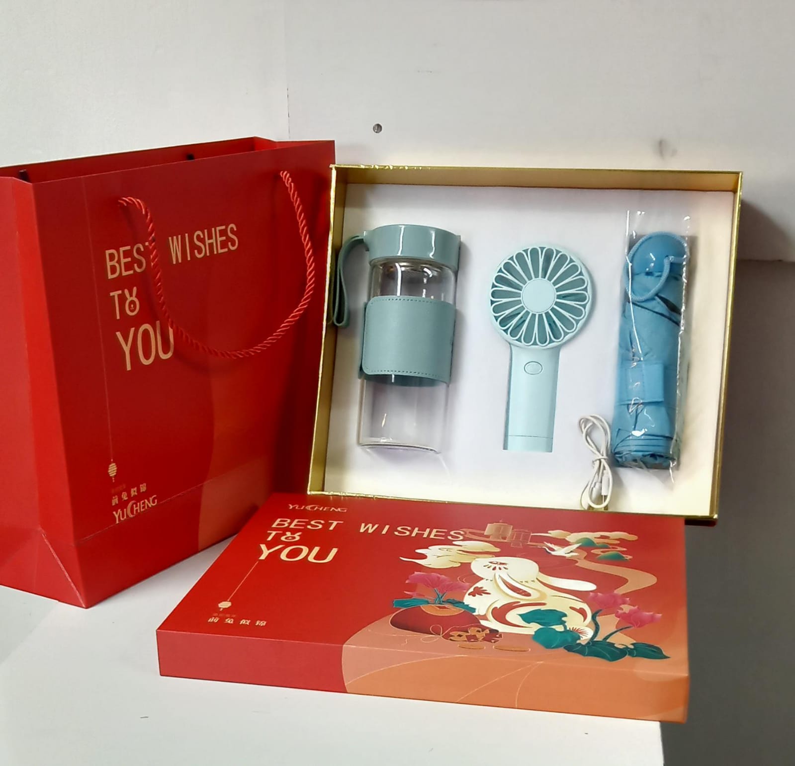 Valentine gift Promotional gift :fan umbrella and glass bottle idea giveaway, new product gift set for business corporate items gift set ideal also for birthday, anniversary, appreciation gifts etc