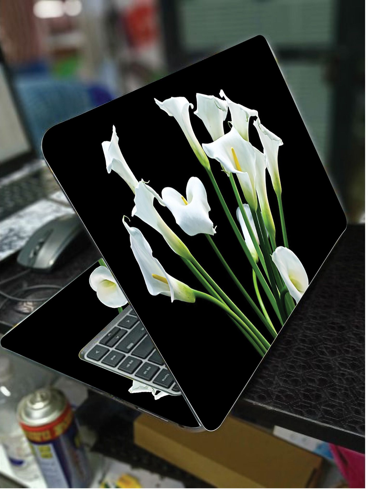 WHITE FLOWER LAPTOP SKIN/COVER/STICKER, For Laptop Size 11" 13.3" 14" 15" 15.4" 15.6 Universal Vinyl Skin Sticker Cover.