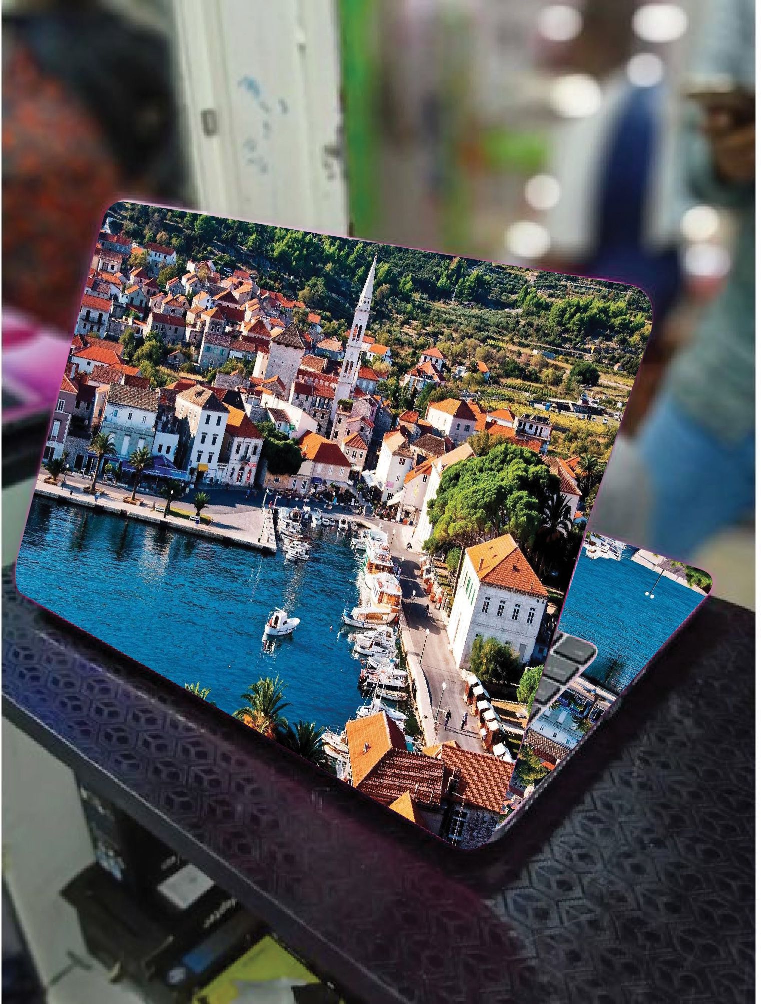 BEACH TOWN GRADIENT BUTTERFLY LAPTOP SKIN/COVER/STICKER, For Laptop Size 11" 13.3" 14" 15" 15.4" 15.6 Universal Vinyl Skin Sticker Cover.