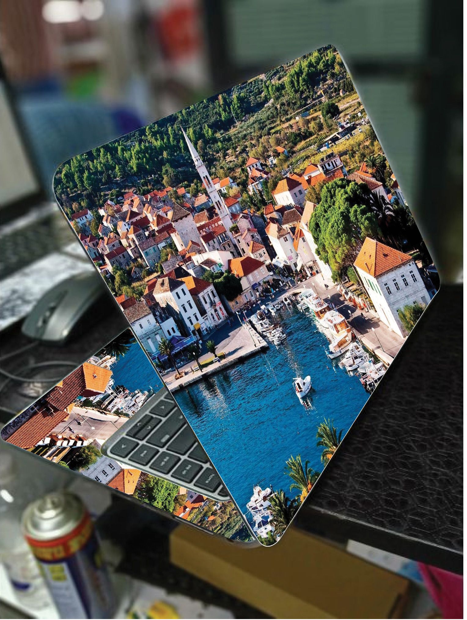 BEACH TOWN GRADIENT BUTTERFLY LAPTOP SKIN/COVER/STICKER, For Laptop Size 11" 13.3" 14" 15" 15.4" 15.6 Universal Vinyl Skin Sticker Cover.